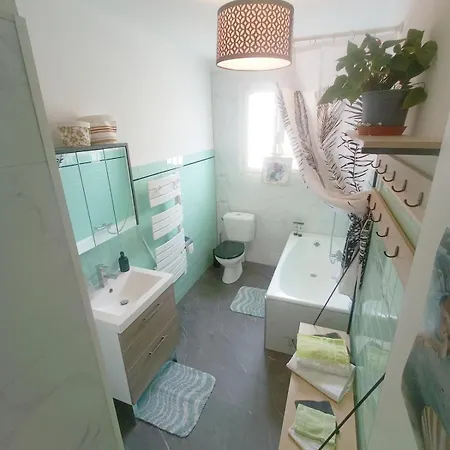 Semesterbostad Maison 4 Pers Avec Jardin Au Pied Des Montagnes Ria